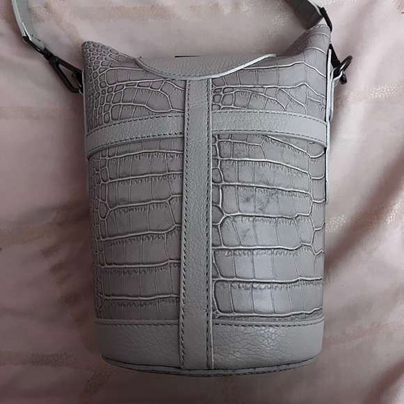 Valentina Fiore bucket bag - Picture 4 of 4